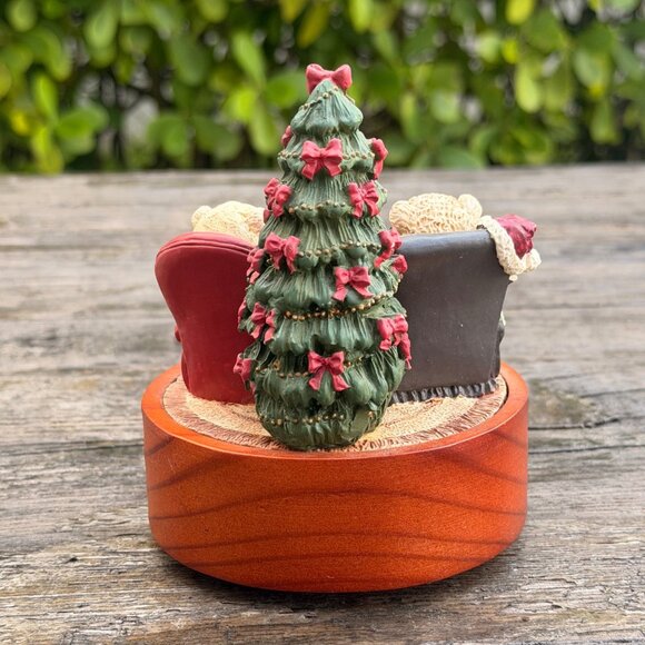 Robert Raikes Santa & Mrs Claus Bears Music Box Plays Here Comes Santa Claus Vtg - Picture 12 of 13